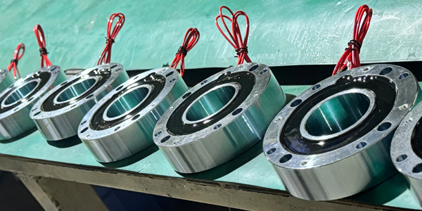 哪種電磁制動(dòng)器適合紡織機(jī)？選擇合適制動(dòng)器的關(guān)鍵