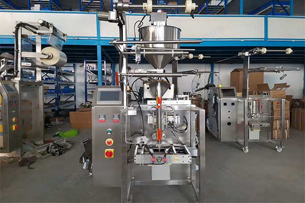 番茄醬料包裝機.jpg 番茄醬料包裝機.jpg