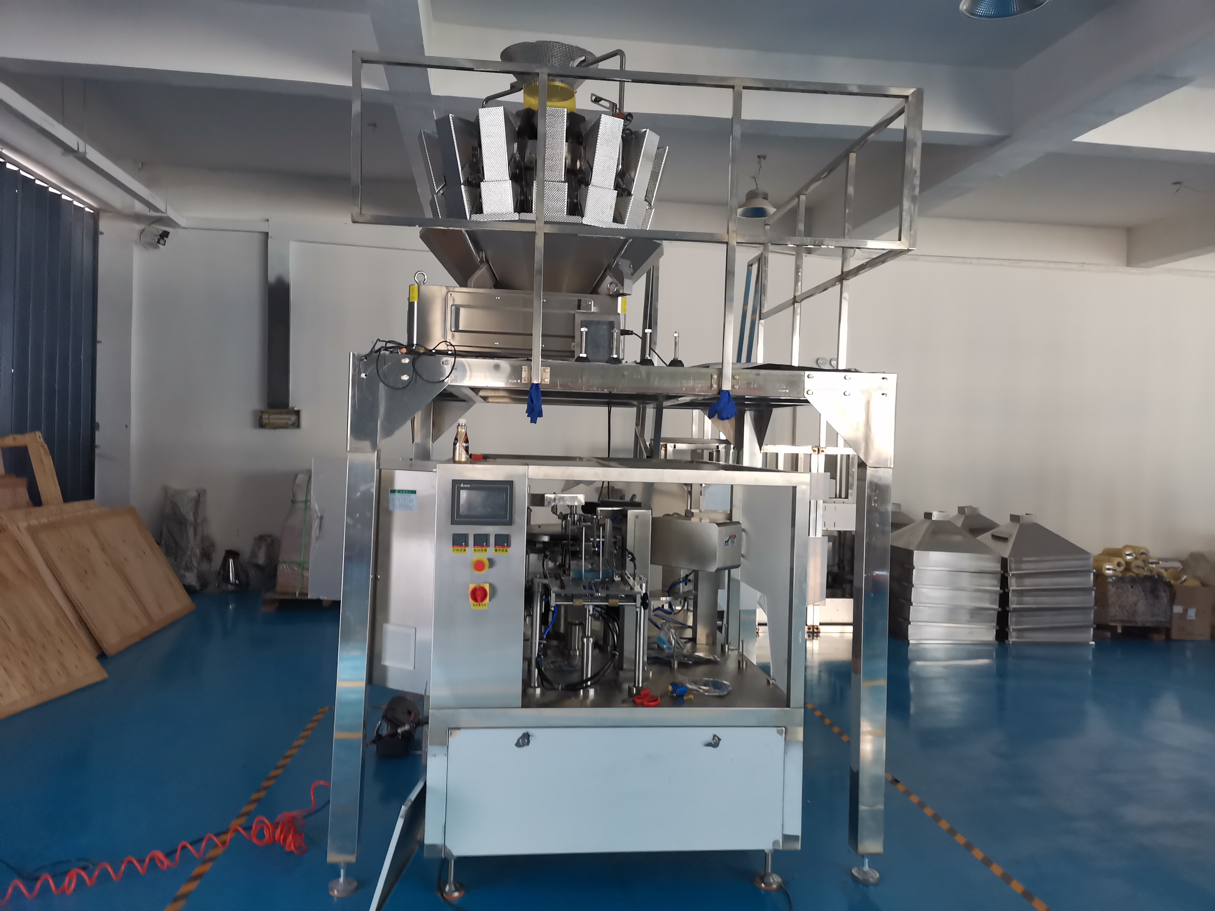 八工位旋轉(zhuǎn)給袋式自動包裝機 八工位旋轉(zhuǎn)給袋式自動包裝機