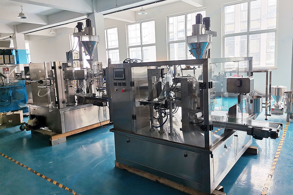 全自動(dòng)給袋式包裝機(jī)可適應(yīng)多種包裝材質(zhì) 全自動(dòng)給袋式包裝機(jī)可適應(yīng)多種包裝材質(zhì)