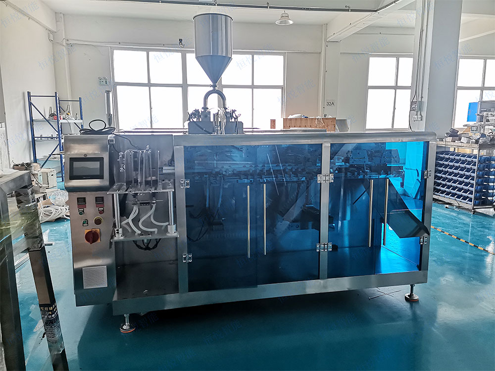 給袋式水平包裝機(jī)儲袋器