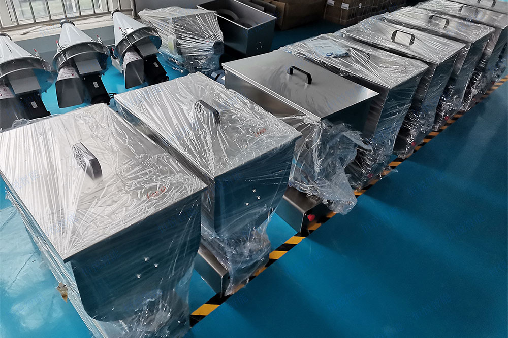 半自動醬體包裝機.jpg 半自動醬體包裝機.jpg