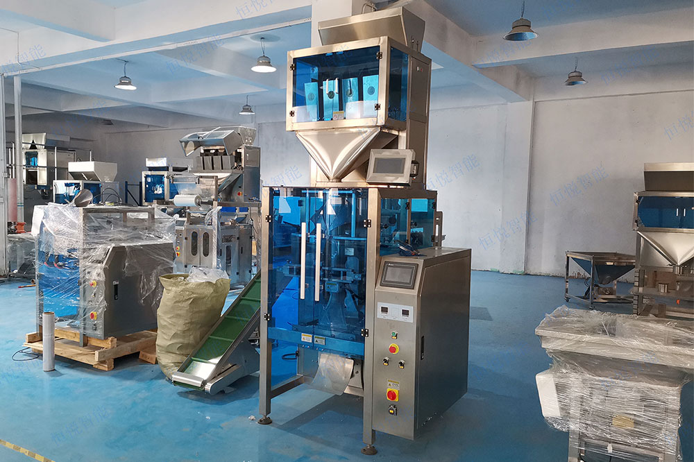 全自動(dòng)顆粒包裝機(jī)組成部分