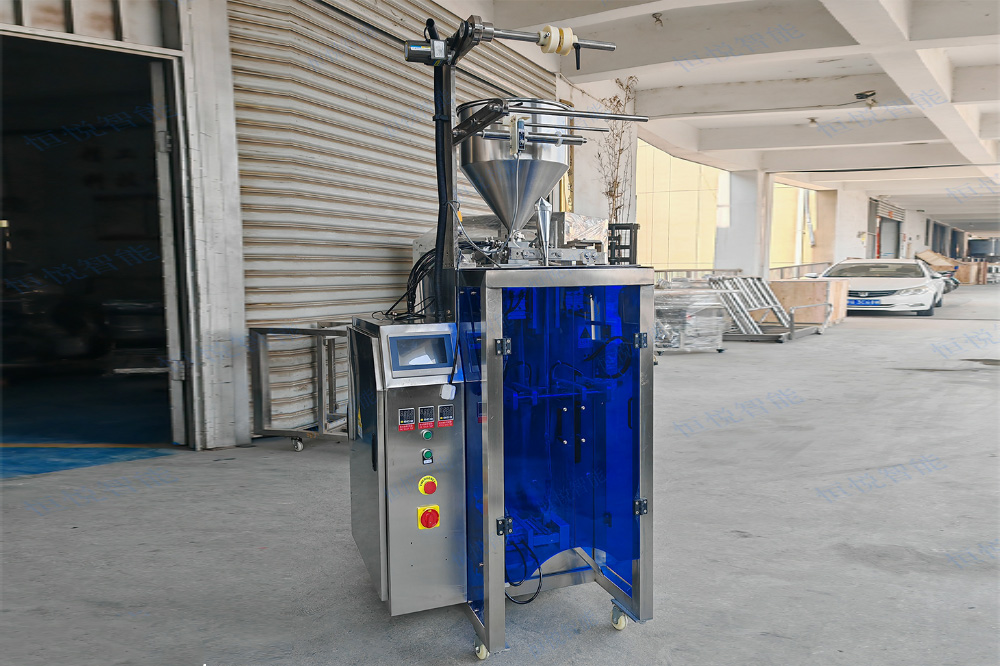 全自動(dòng)圓角包裝機(jī)同時(shí)還可設(shè)計(jì)異形圓角袋 全自動(dòng)圓角包裝機(jī)同時(shí)還可設(shè)計(jì)異形圓角袋