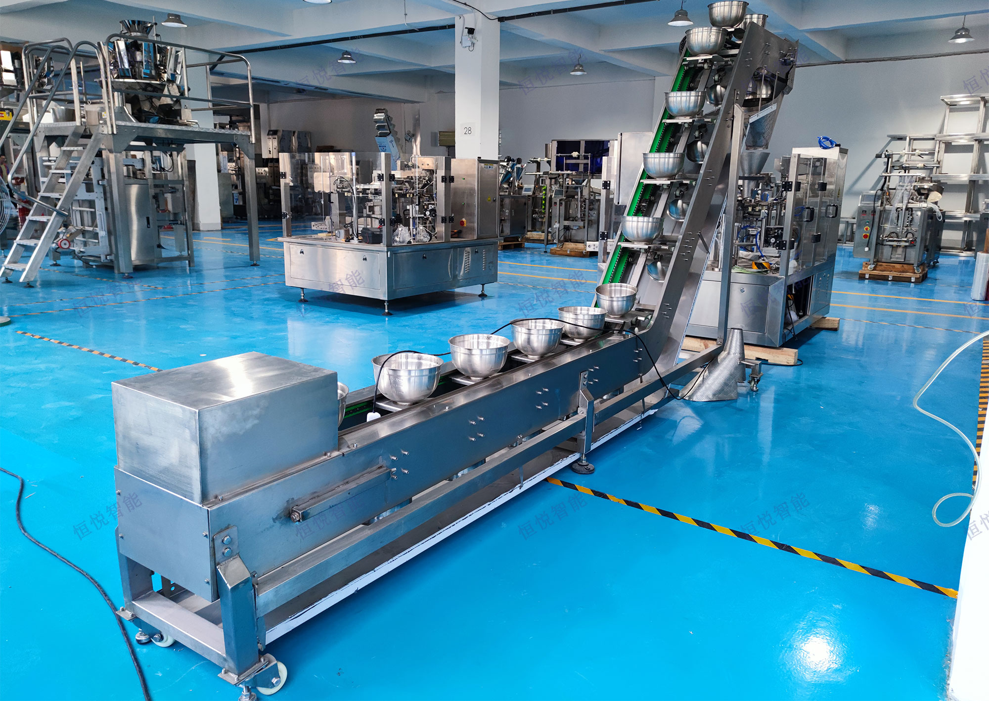 自動(dòng)稱重式預(yù)制菜包裝機(jī)