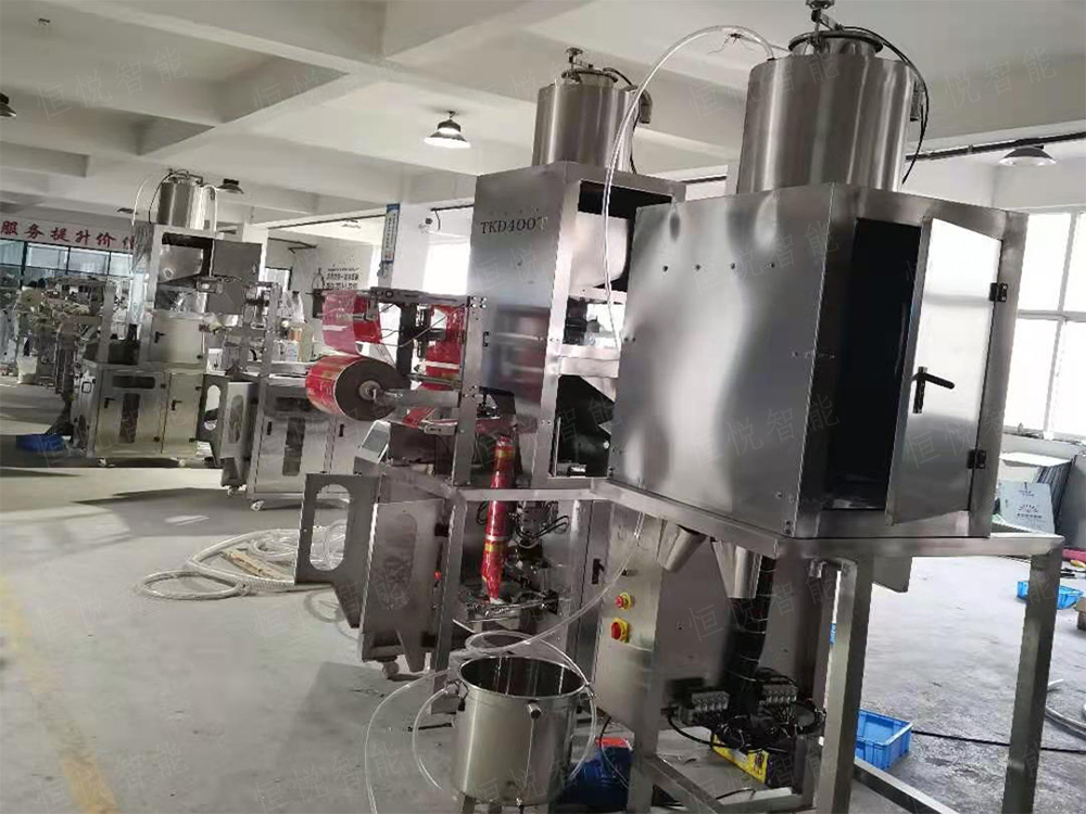 全自動?xùn)|北拉皮包裝機