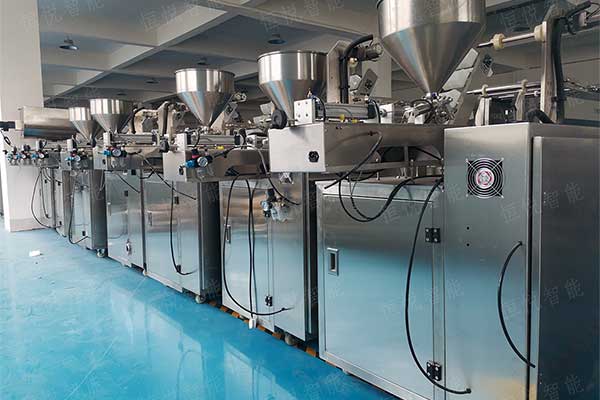 小型全自動調(diào)料包裝機價格相對較低