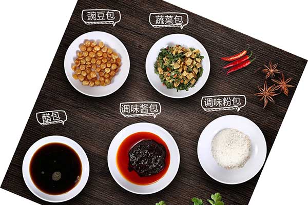 餐飲調(diào)料包裝機(jī)會根據(jù)調(diào)料匹配機(jī)型